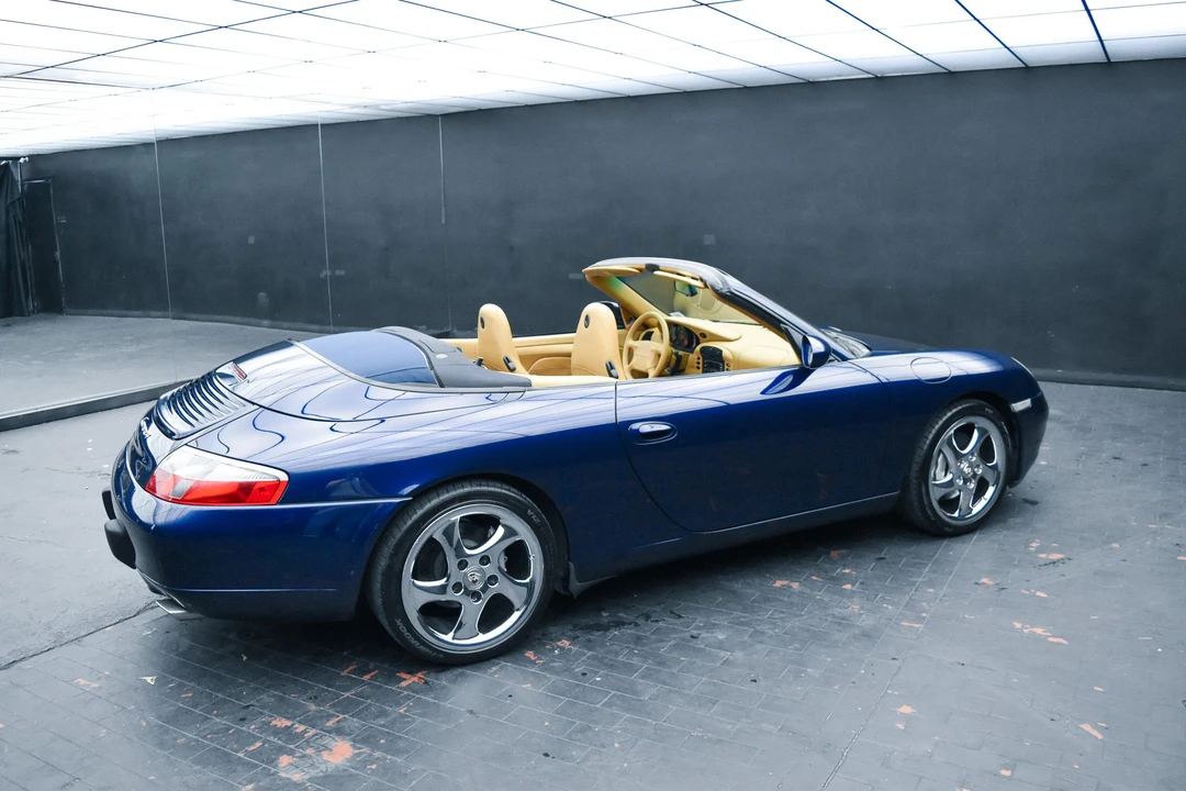 2001 Porsche 996 Carrera 4 - Image 26 of 31