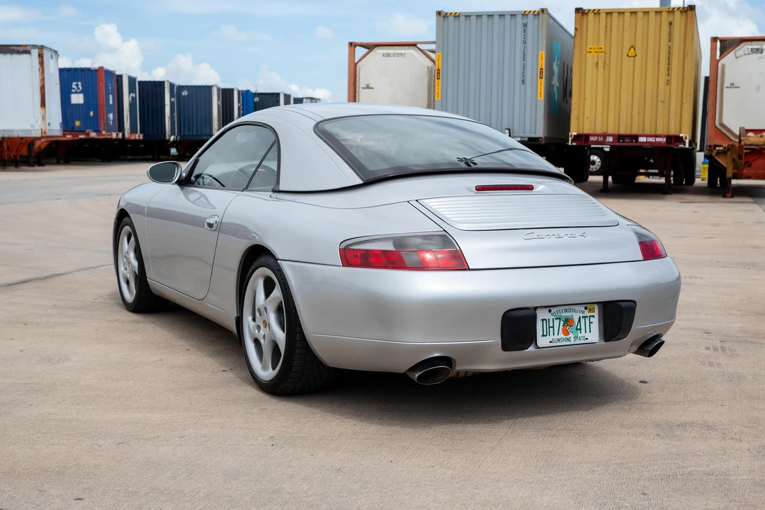 2001 Porsche 996 Carrera 4 - Image 4 of 31