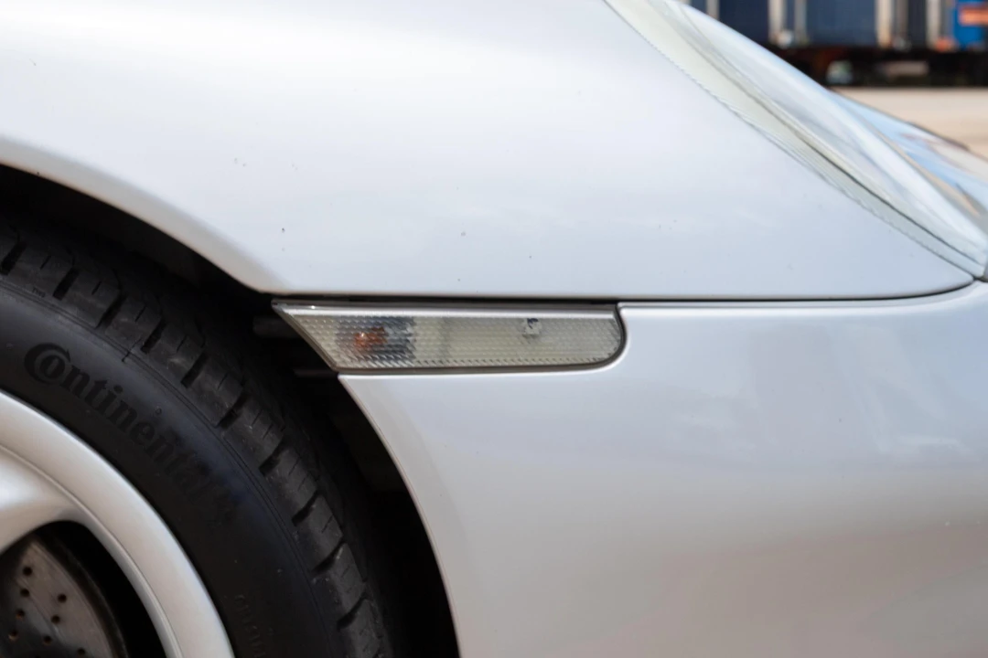 2001 Porsche 996 Carrera 4 - Image 22 of 31