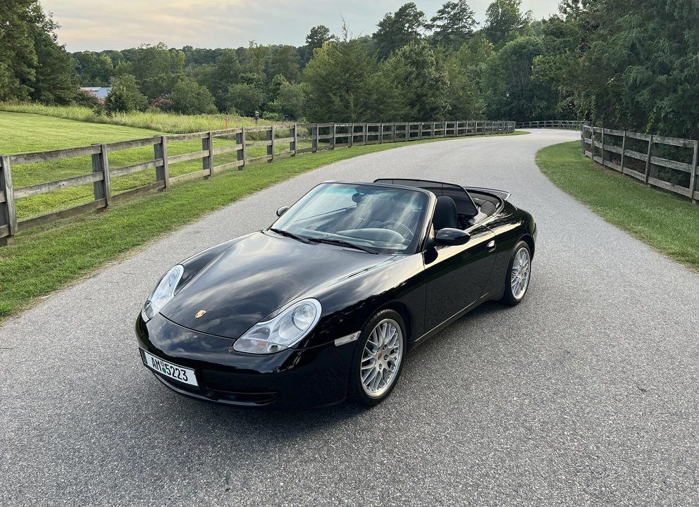 2001 Porsche 996 Carrera 4 - Image 8 of 31