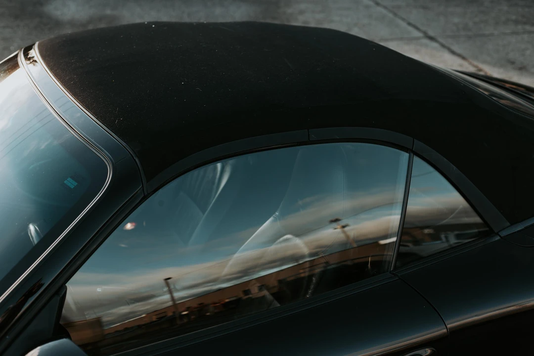 2001 Porsche 996 Carrera - Image 23 of 27