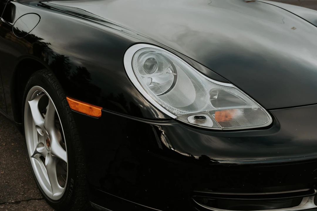 2001 Porsche 996 Carrera - Image 16 of 27