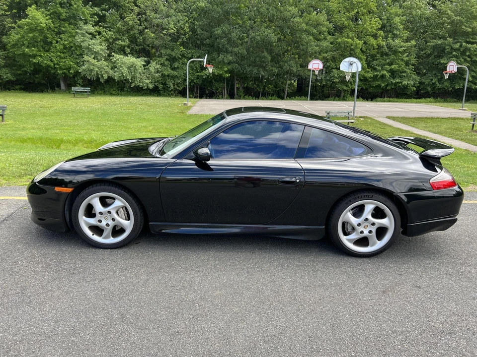 2001 Porsche 996 Carrera - Image 4 of 31