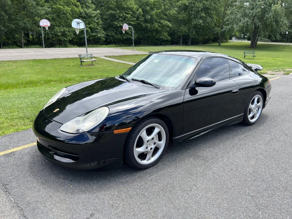2001 Porsche 996 Carrera - Image 3 of 31