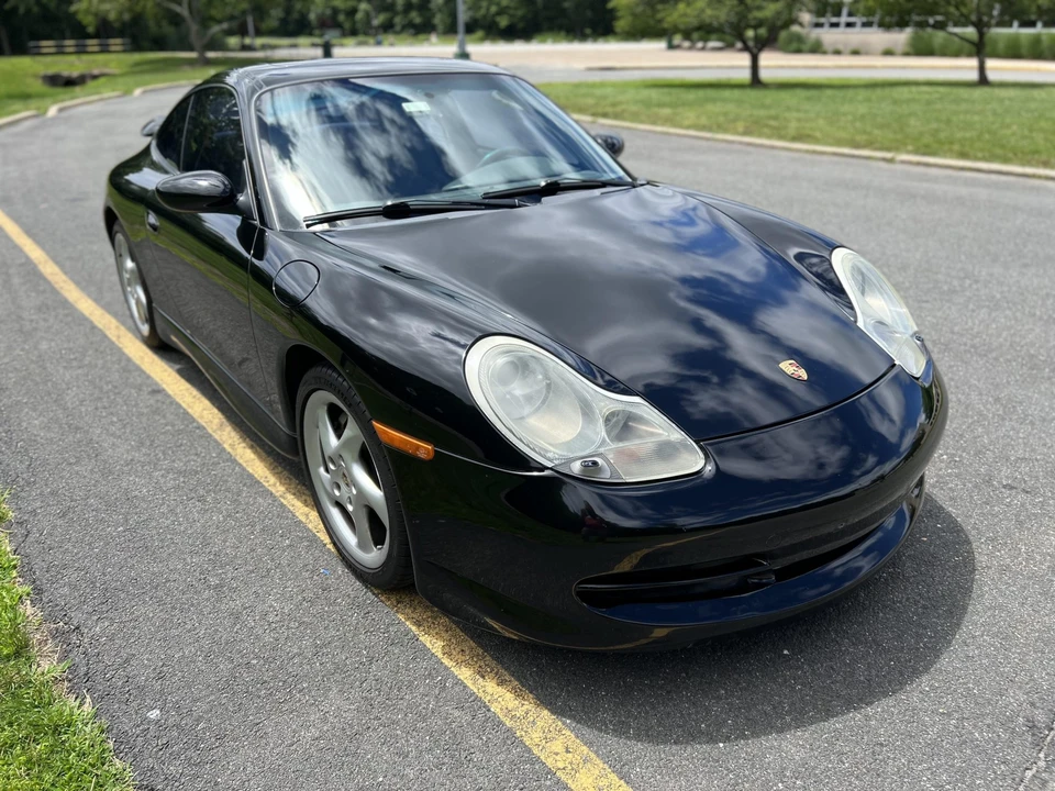 2001 Porsche 996 Carrera - Image 8 of 31