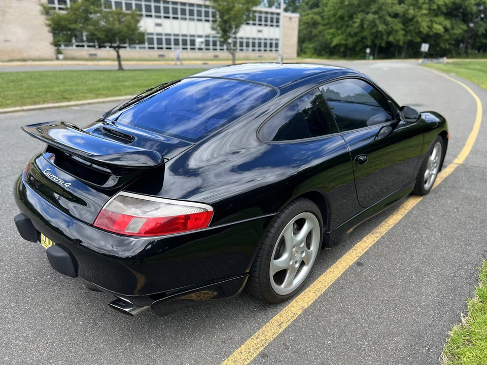 2001 Porsche 996 Carrera - Image 6 of 31