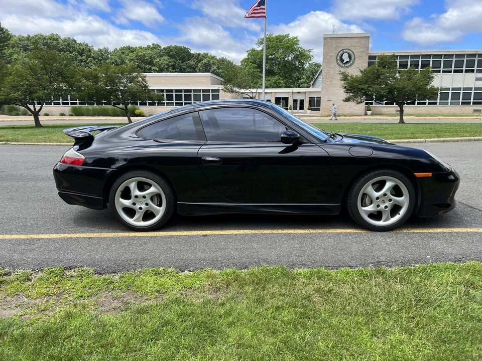 2001 Porsche 996 Carrera - Image 7 of 31