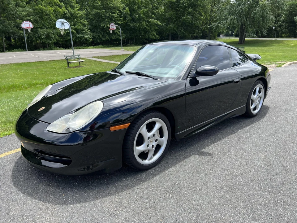 2001 Porsche 996 Carrera - Image 2 of 31