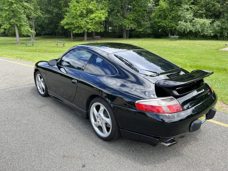 2001 Porsche 996 Carrera - Image 5 of 31
