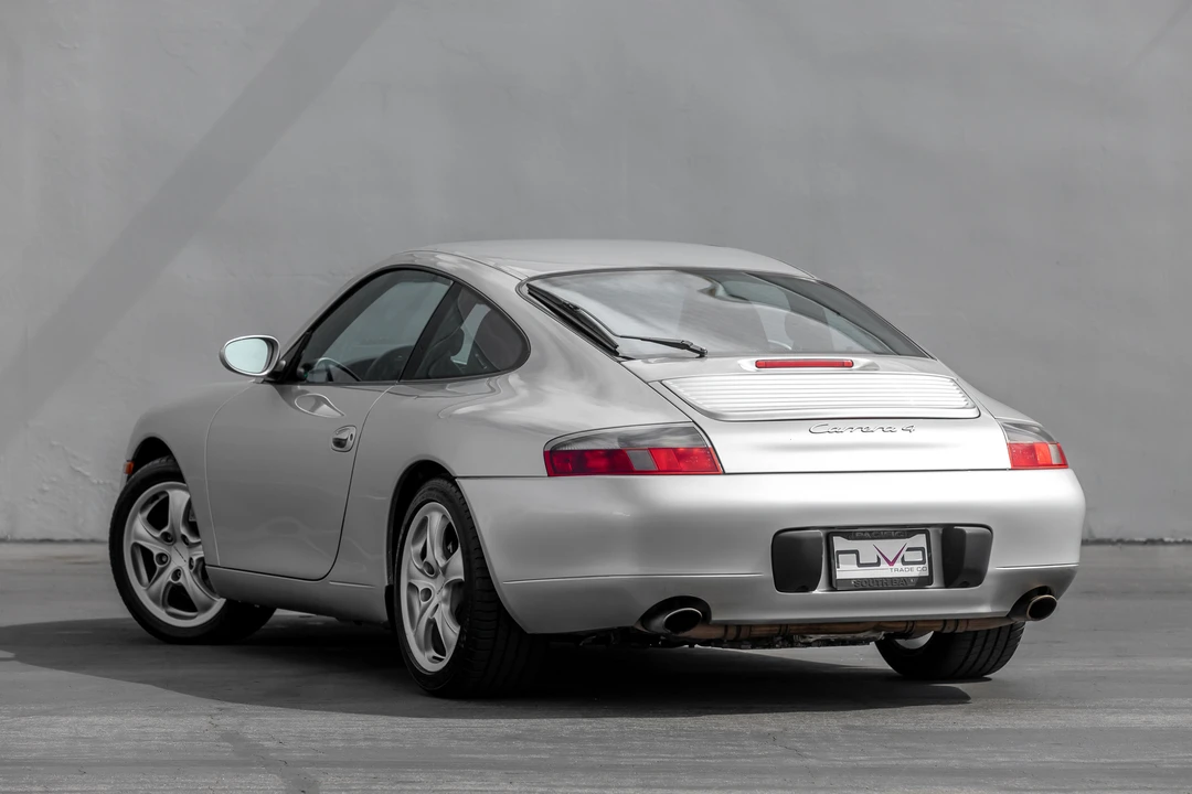 2001 Porsche 996 Carrera - Image 9 of 31