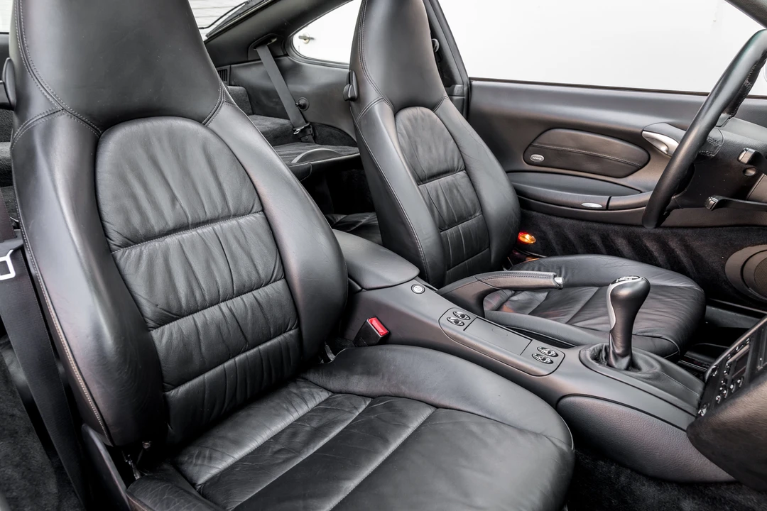2001 Porsche 996 Carrera - Image 30 of 31