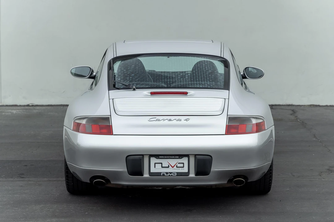 2001 Porsche 996 Carrera - Image 9 of 31