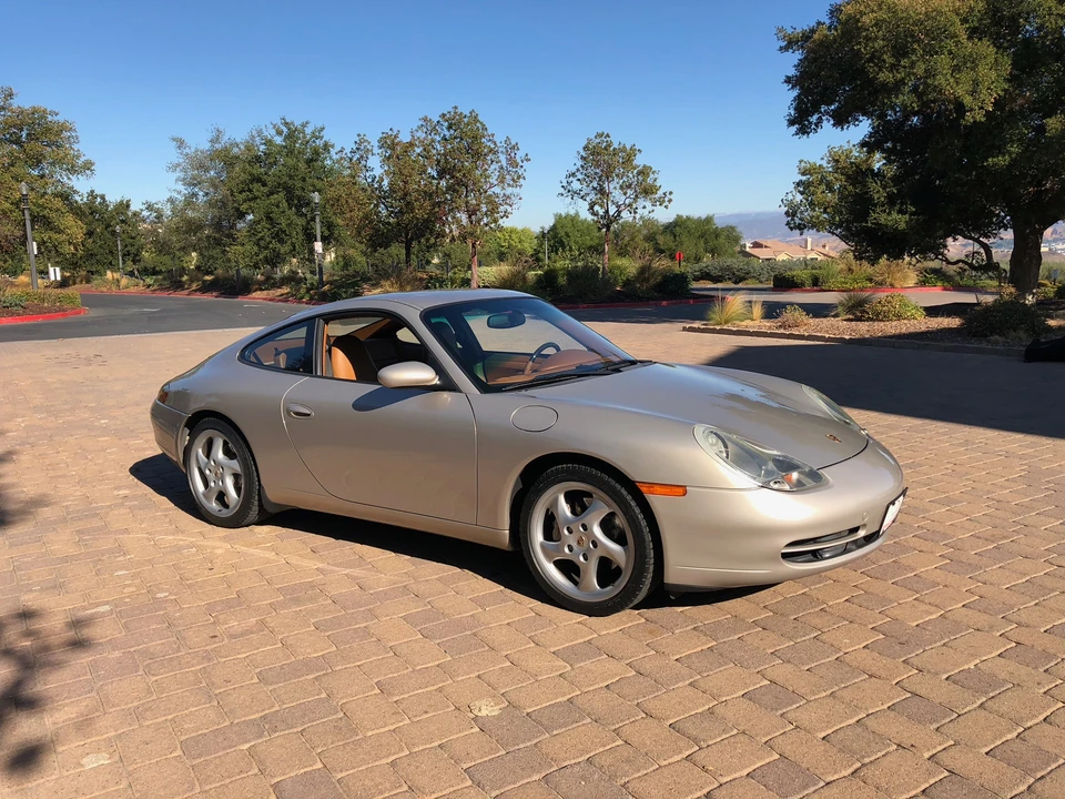 2001 Porsche 996 Carrera - Image 22 of 31