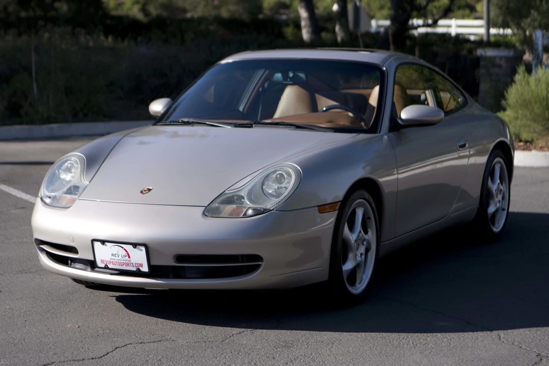 2001 Porsche 996 Carrera - Image 2 of 31