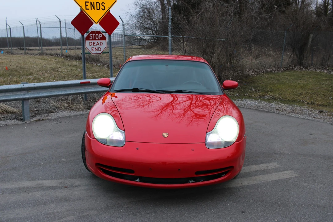 2001 Porsche 996 Carrera 4 - Image 17 of 31