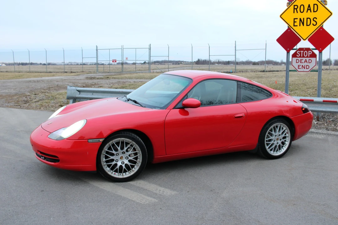 2001 Porsche 996 Carrera 4 - Image 3 of 31