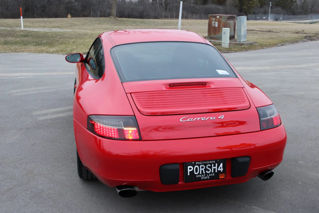 2001 Porsche 996 Carrera 4 - Image 6 of 31