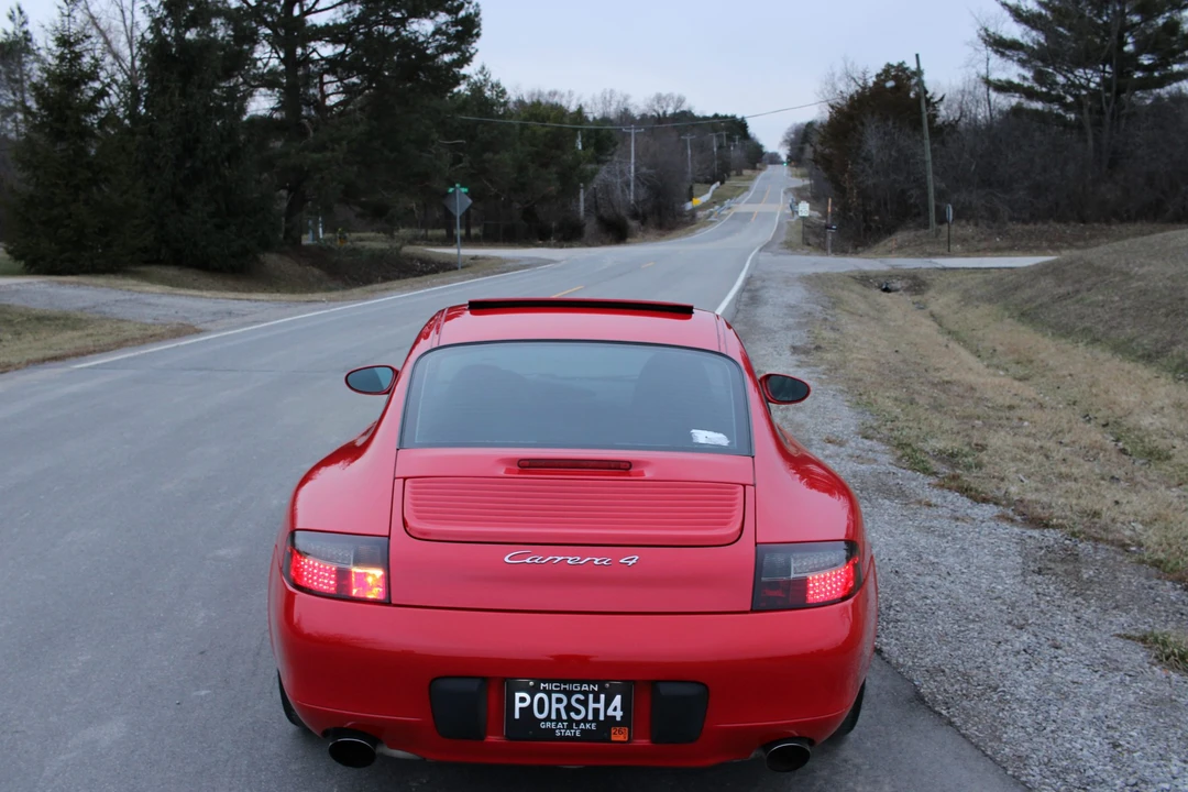 2001 Porsche 996 Carrera 4 - Image 8 of 31