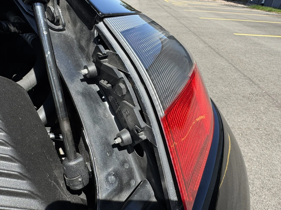 2001 Porsche 996 Carrera 4 - Image 28 of 31