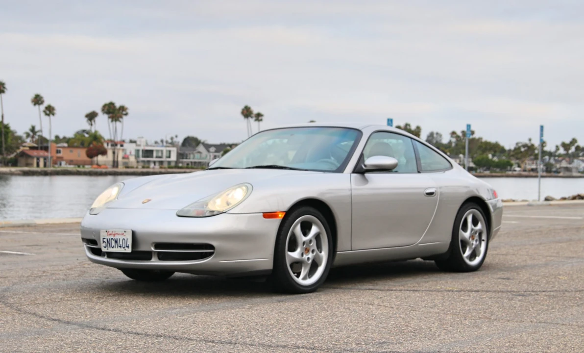 2001 Porsche 996 Carrera - Image 9 of 31