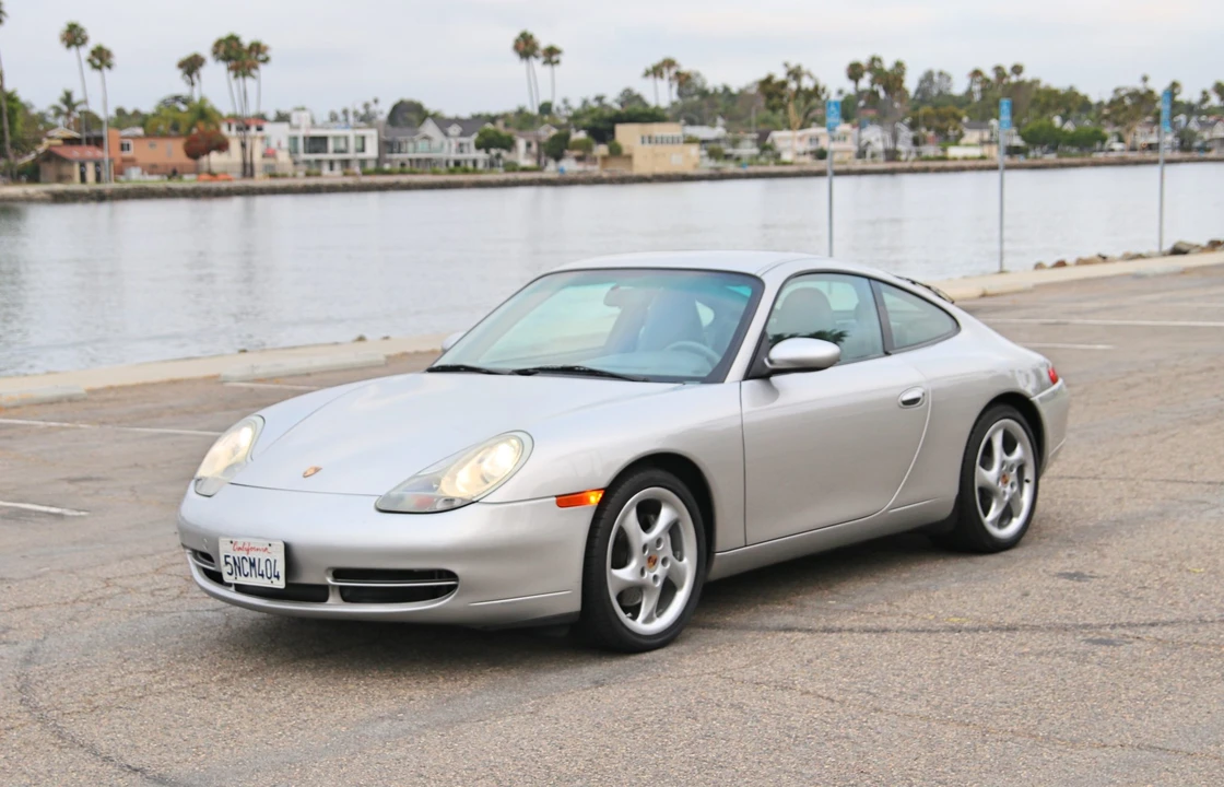 2001 Porsche 996 Carrera - Image 8 of 31