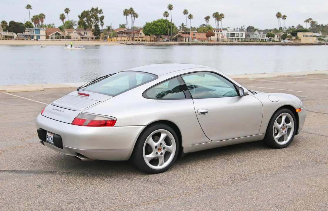 2001 Porsche 996 Carrera - Image 31 of 31