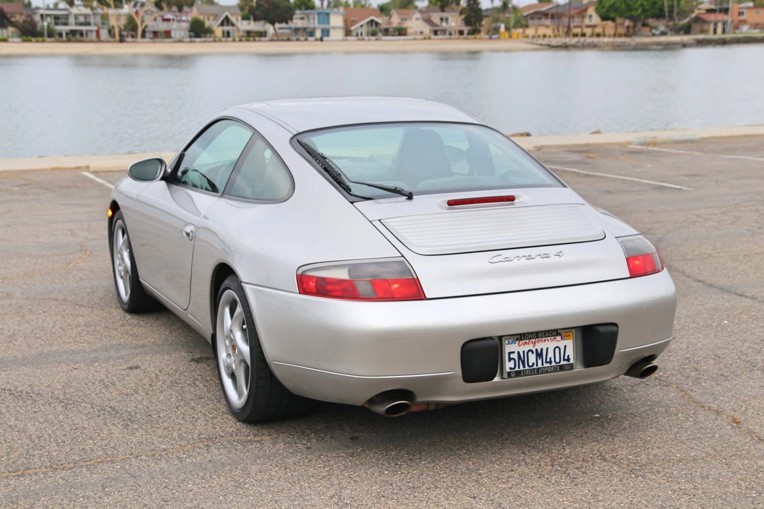 2001 Porsche 996 Carrera - Image 24 of 31