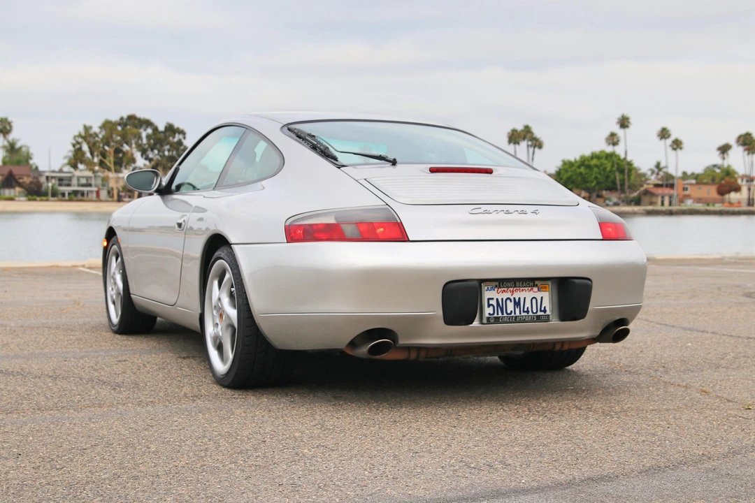 2001 Porsche 996 Carrera - Image 23 of 31