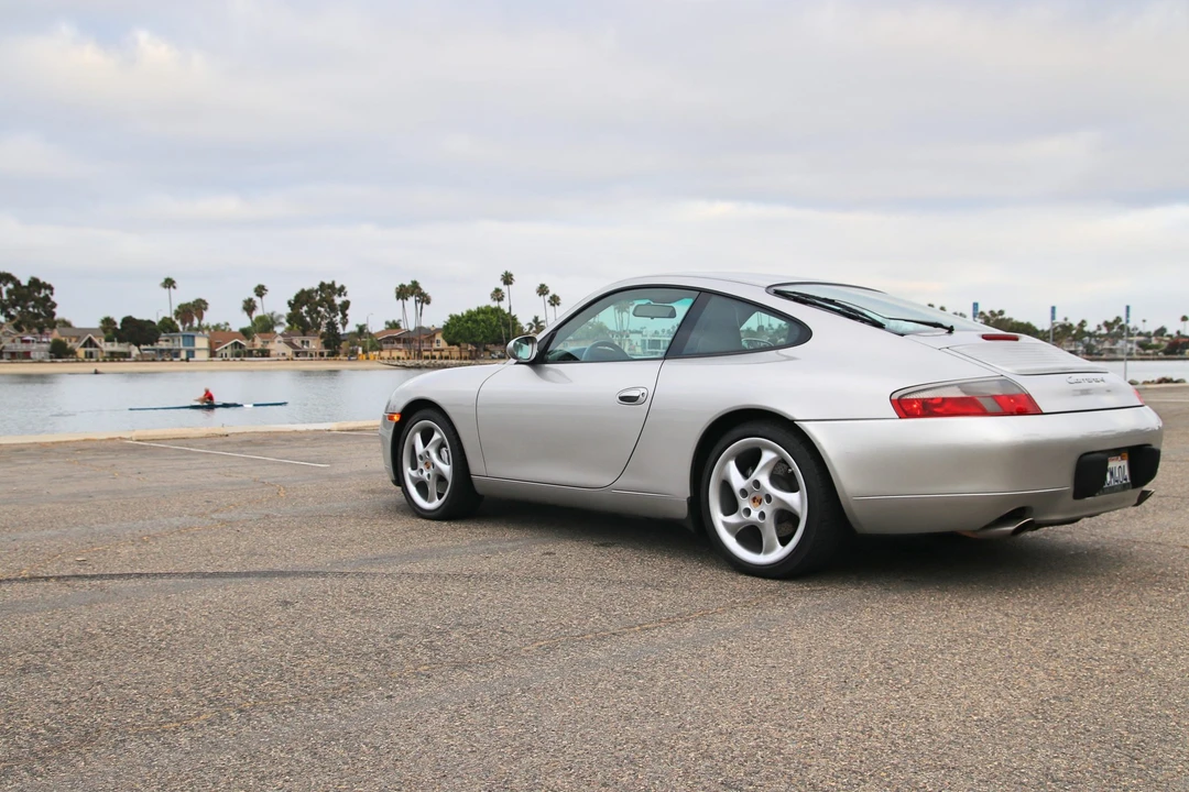 2001 Porsche 996 Carrera - Image 21 of 31