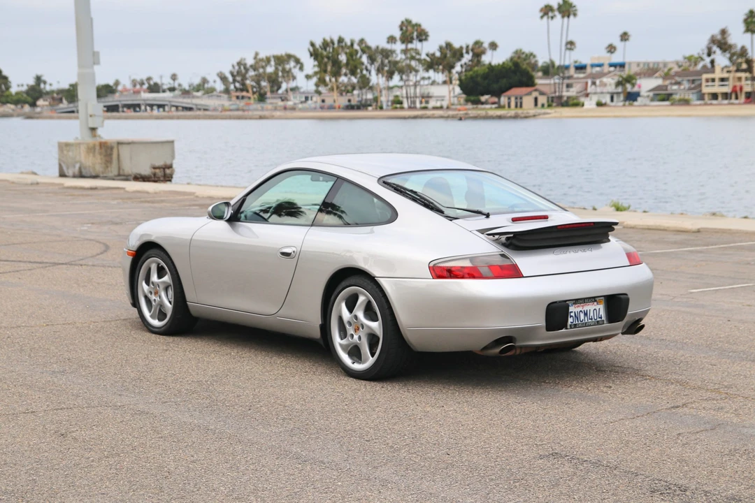 2001 Porsche 996 Carrera - Image 20 of 31
