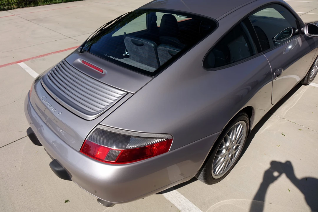 2001 Porsche 996 Carrera - Image 22 of 31