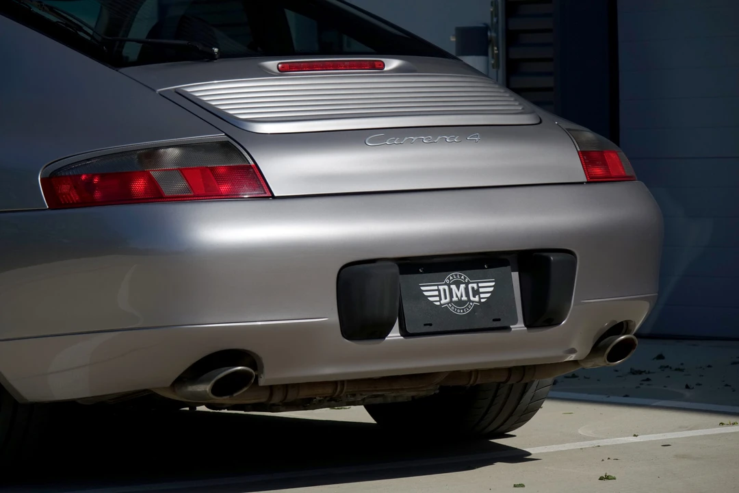 2001 Porsche 996 Carrera - Image 25 of 31