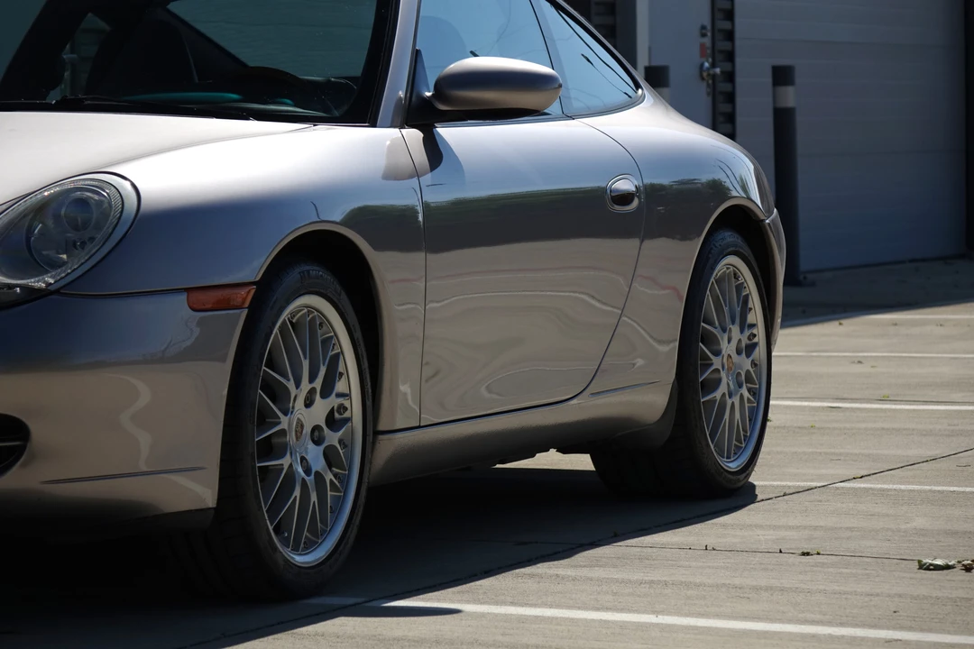 2001 Porsche 996 Carrera - Image 21 of 31