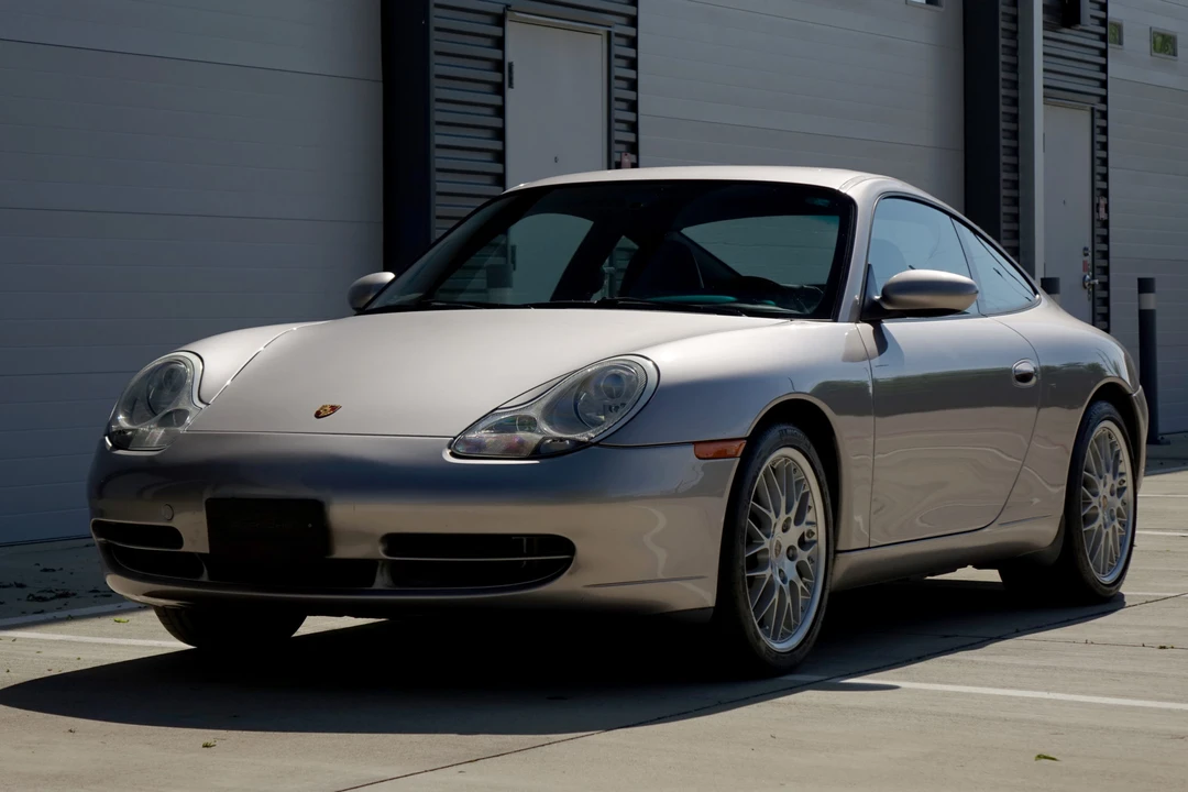 2001 Porsche 996 Carrera - Image 17 of 31