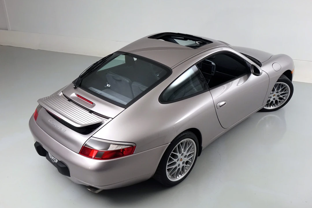 2001 Porsche 996 Carrera - Image 10 of 31