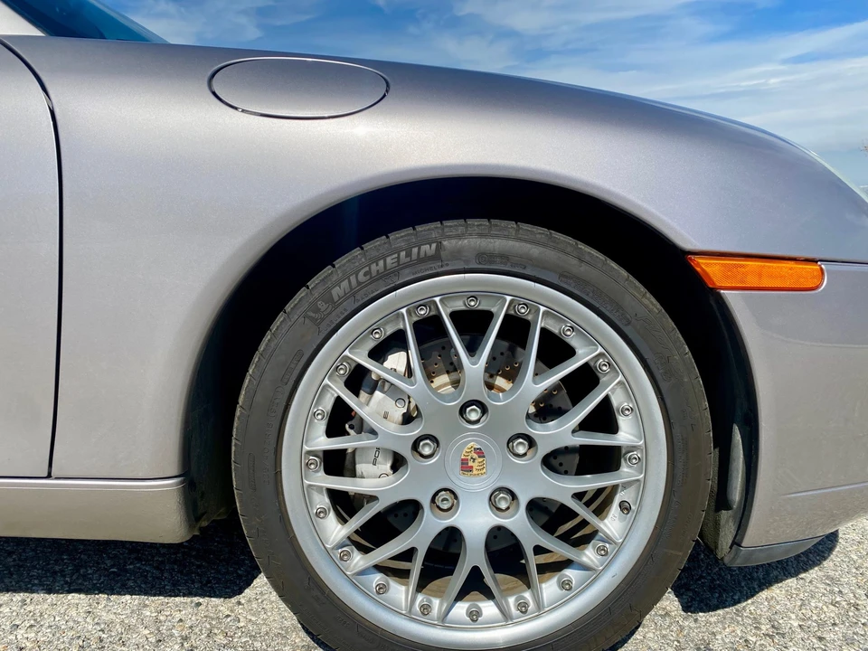 2001 Porsche 996 Carrera - Image 20 of 31
