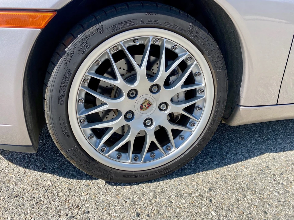 2001 Porsche 996 Carrera - Image 22 of 31