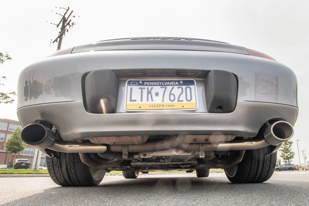2001 Porsche 996 Carrera - Image 19 of 31