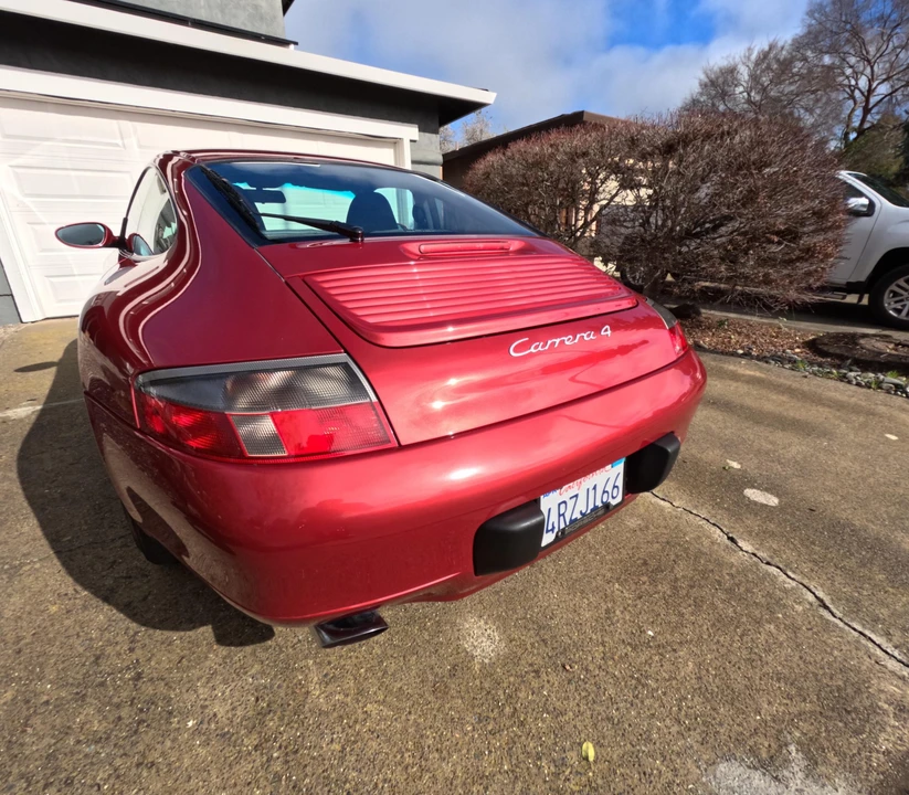 2001 Porsche 996 Carrera - Image 25 of 31