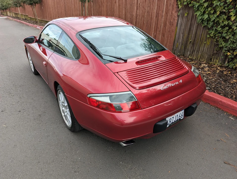 2001 Porsche 996 Carrera - Image 29 of 31