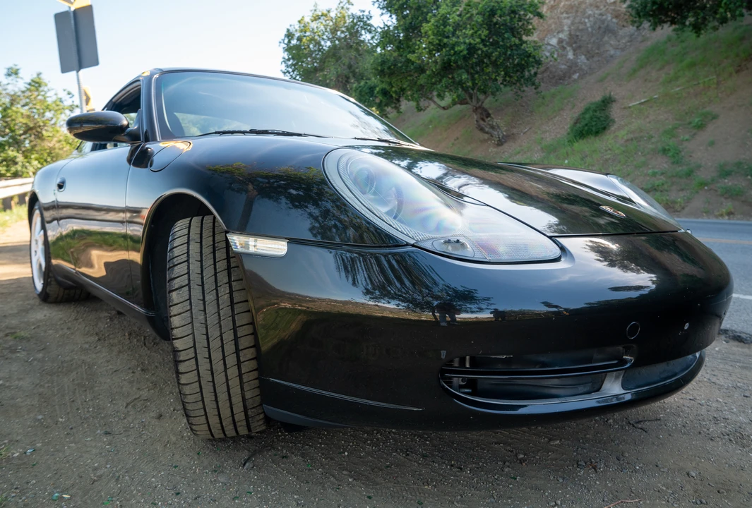 2001 Porsche 996 Carrera - Image 15 of 31