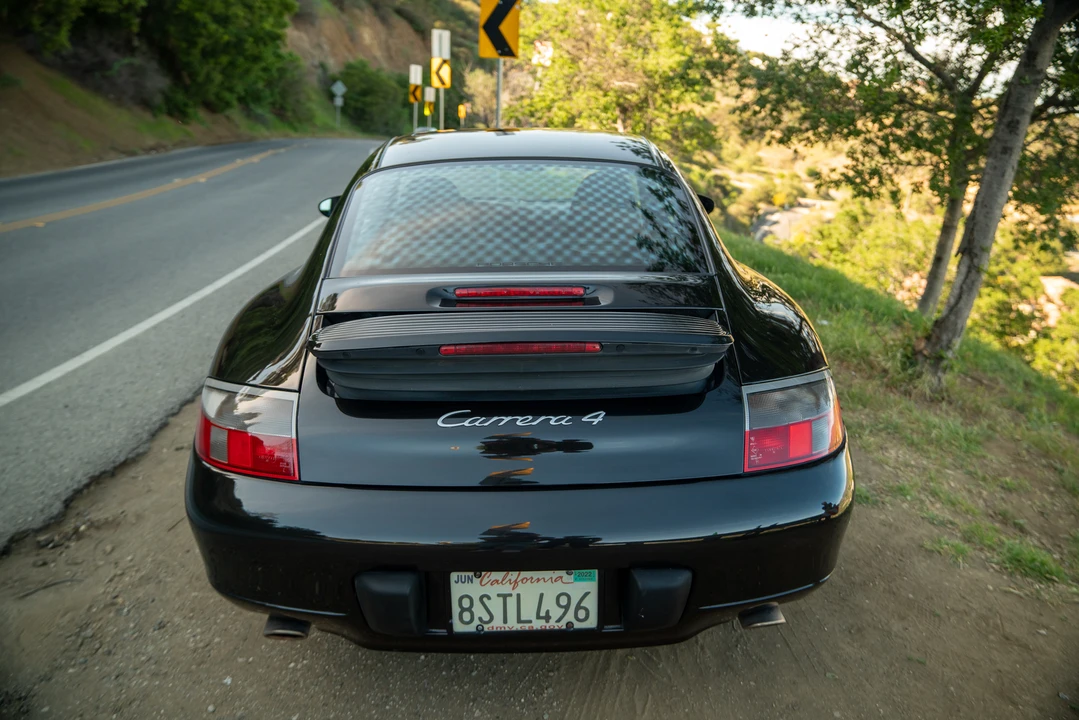 2001 Porsche 996 Carrera - Image 24 of 31
