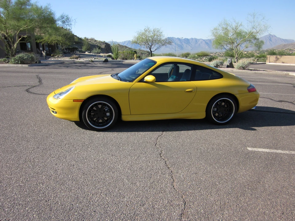 2001 Porsche 996 Carrera - Image 4 of 31