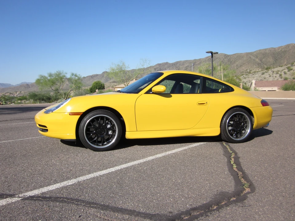 2001 Porsche 996 Carrera - Image 23 of 31