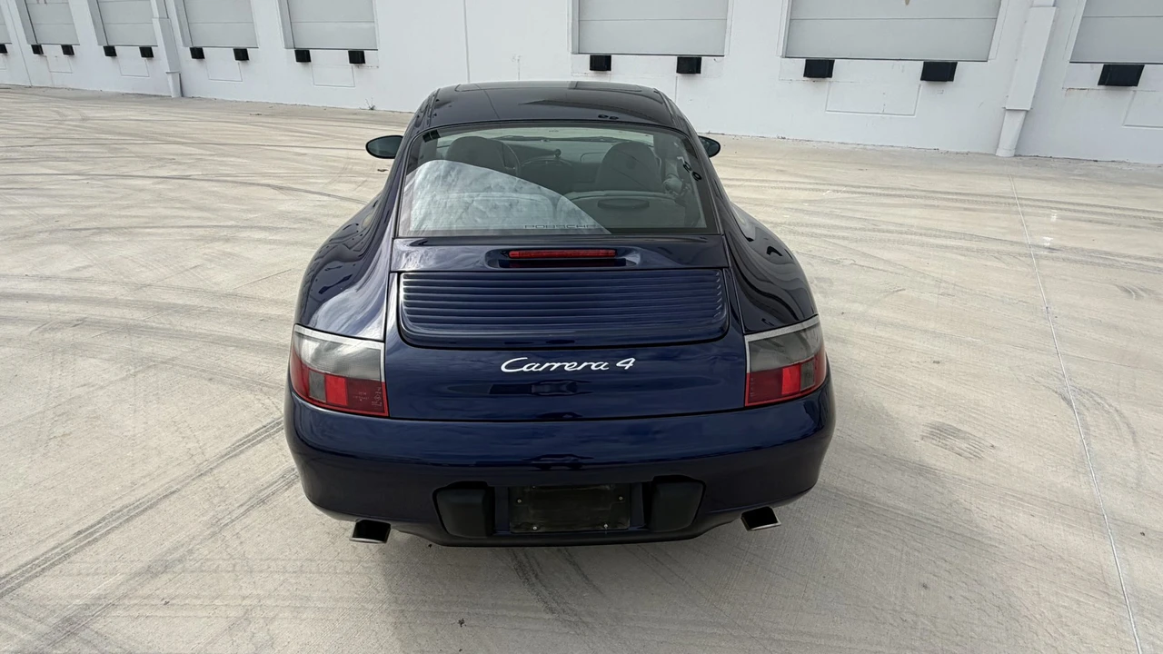 2001 Porsche 996 Carrera 4 - Image 12 of 31