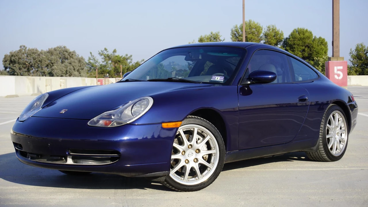 2001 Porsche 996 Carrera - Image 7 of 31