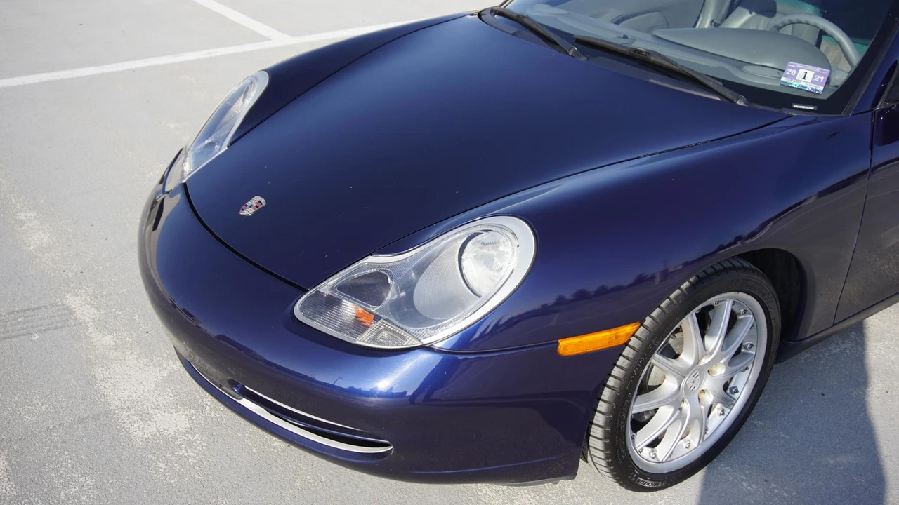 2001 Porsche 996 Carrera - Image 21 of 31