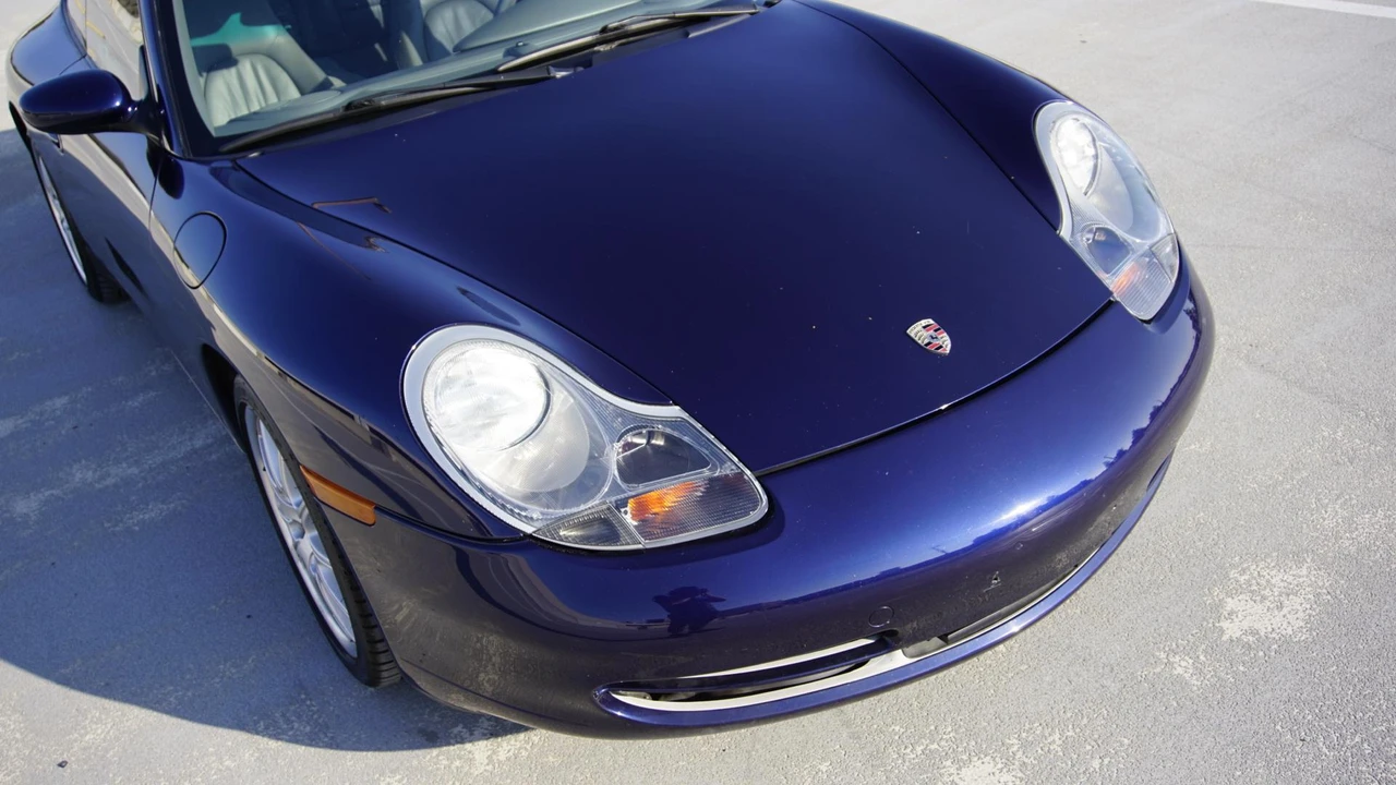 2001 Porsche 996 Carrera - Image 22 of 31