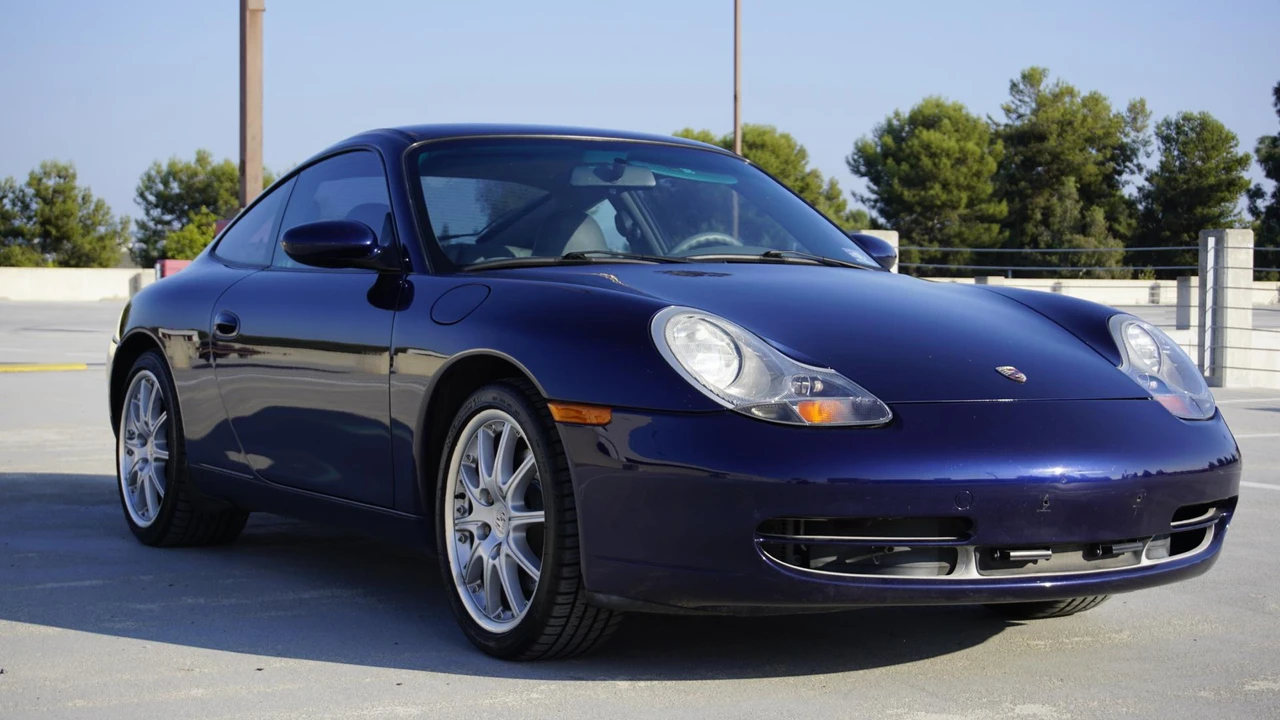 2001 Porsche 996 Carrera - Image 4 of 31