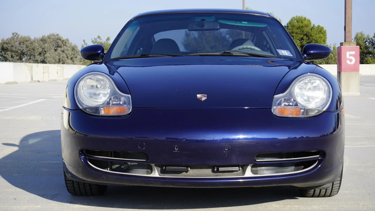 2001 Porsche 996 Carrera - Image 5 of 31
